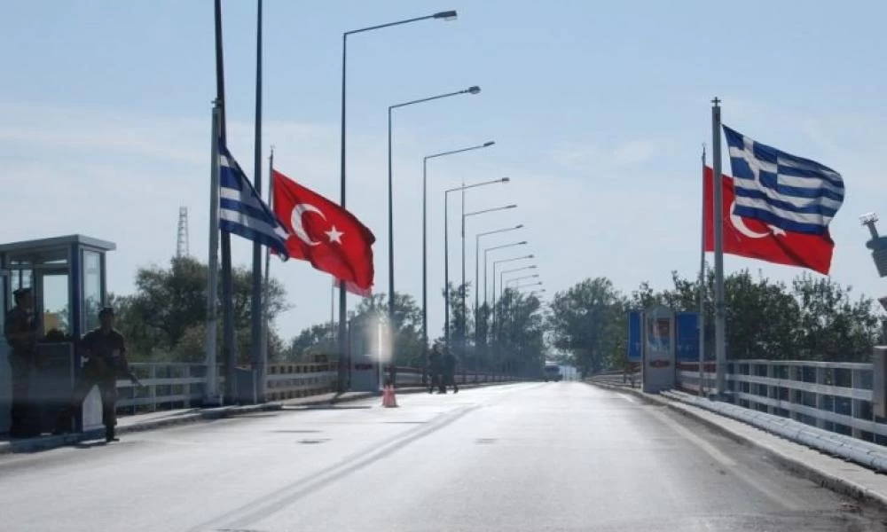Κουμουτσάκος: "Μπορεί να σταματήσουν οι διελεύσεις τουρκικών φορτηγών μέσω Ελλάδας"